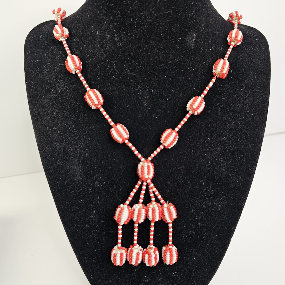Glass Beaded Vintage Necklace Red White Estimated 1960s-70s Quality Glass Beads